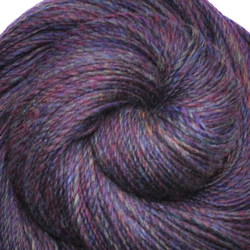 Handspun yarn - VENETIAN MIDNIGHT - colonial wool, fine sport weight. 730 yds.