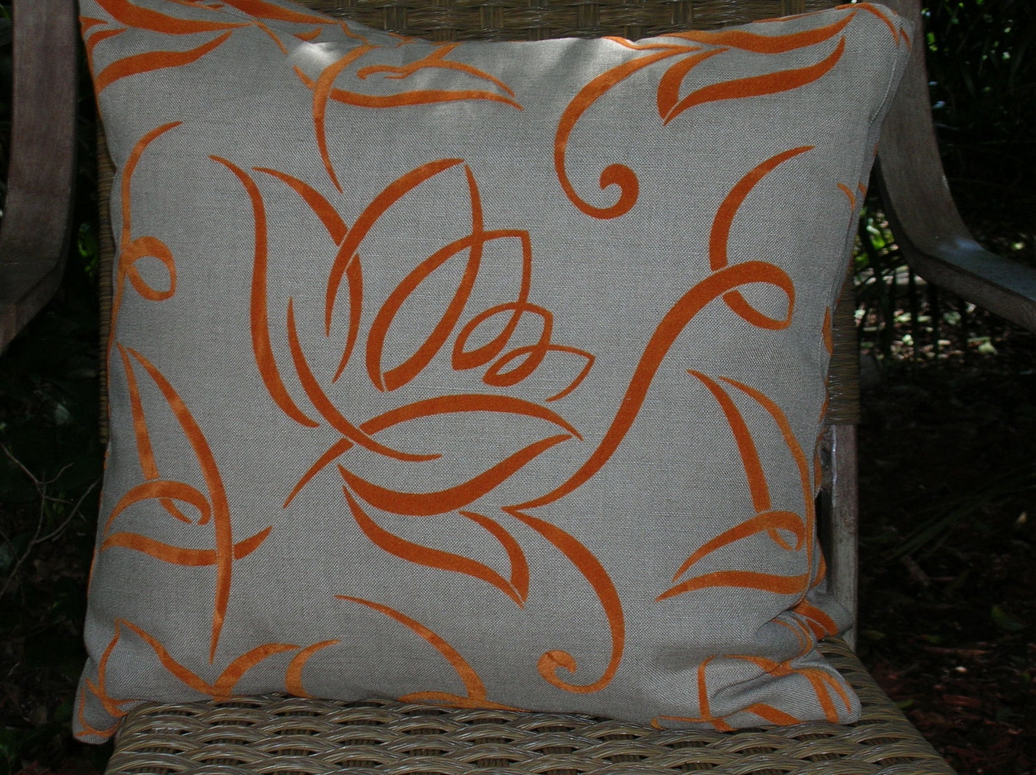 Gorgeous Linen Pillow with Raised Orange Velvet Applique-  18" x 18"