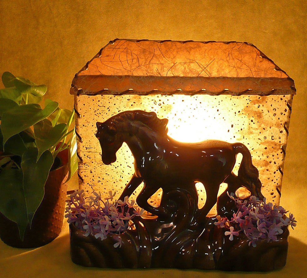 Prancing Horse Vintage TV Lamp