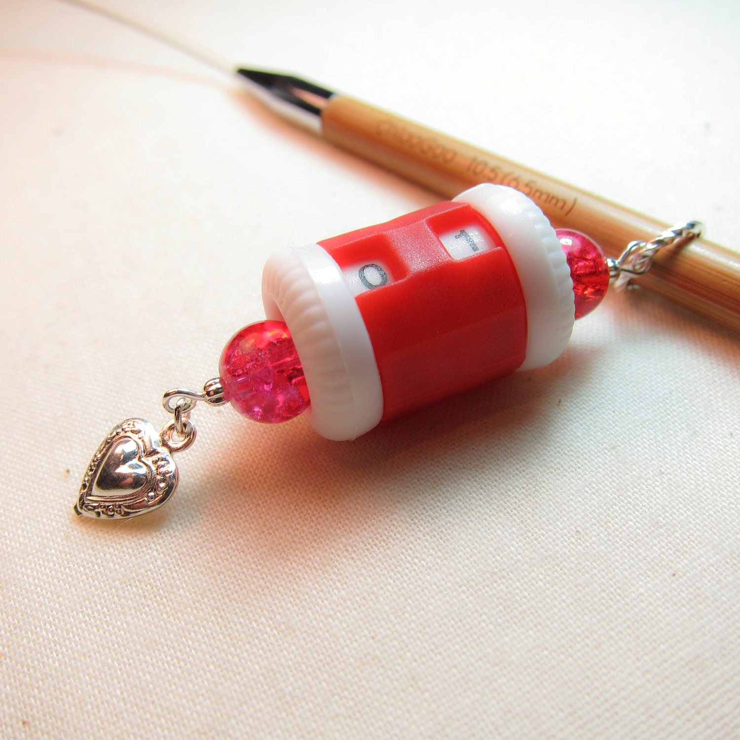 Row Counter for Circular Knitting - Red Pink Heart