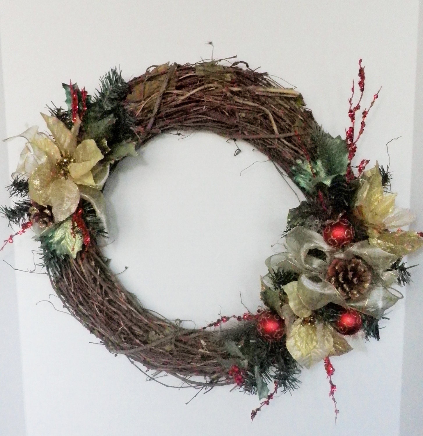 Front door wreath, holiday decor, grapevine