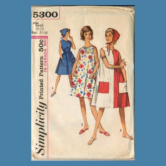 1963 Simplicity pattern for dress size small, unused