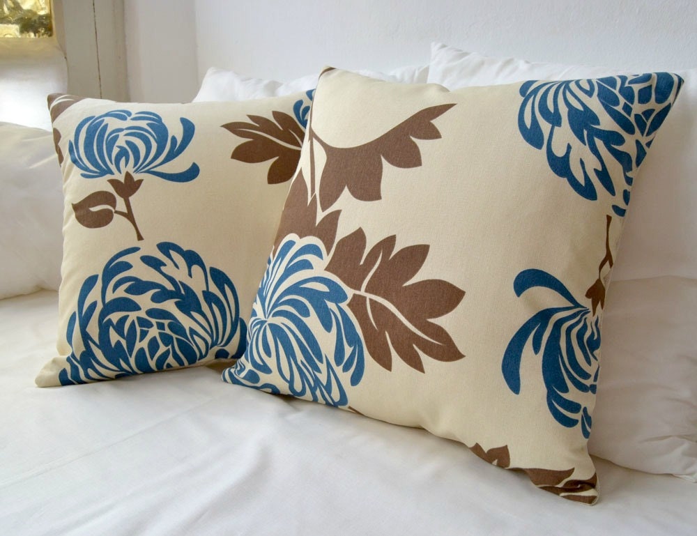 Blue Flower cushion covers set x 2