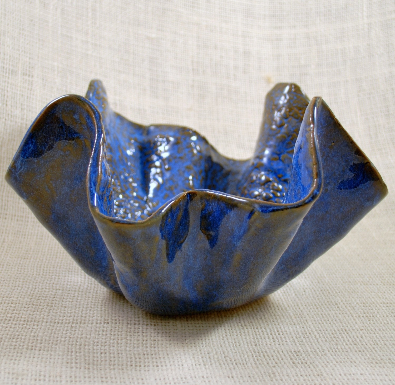 Blue Lace Wavy Pointed Bowl