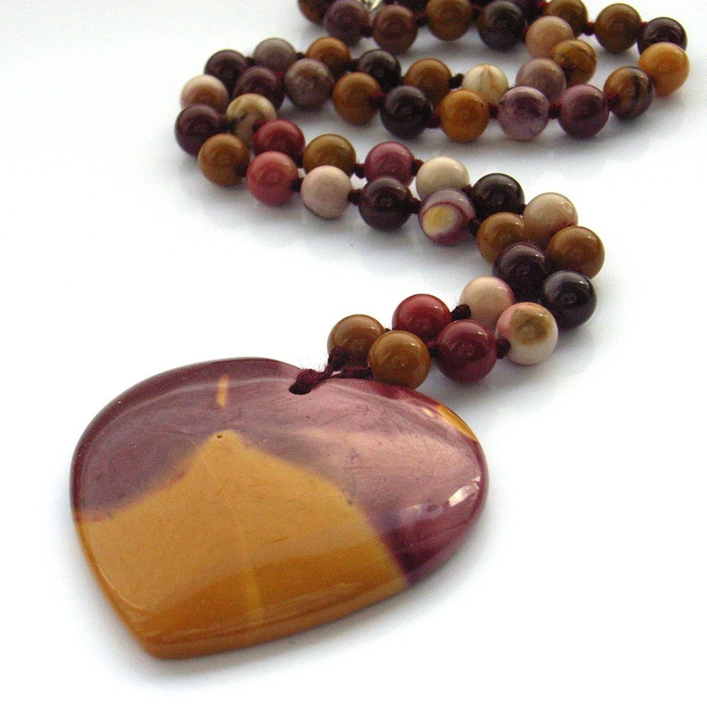 Heart pendant mookaite