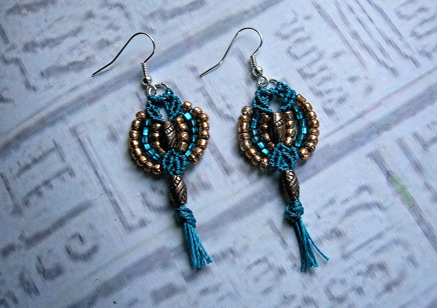 Micro macrame earrings in teal and copper
