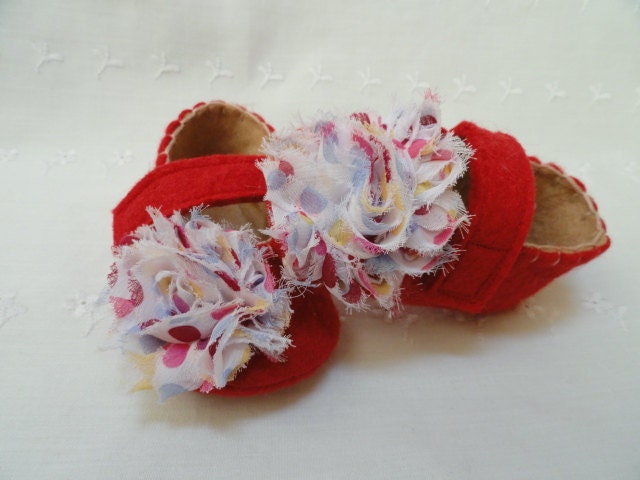 Baby Girl Shoes, Polka dot, Red, Shabby Roses, MaryJane's