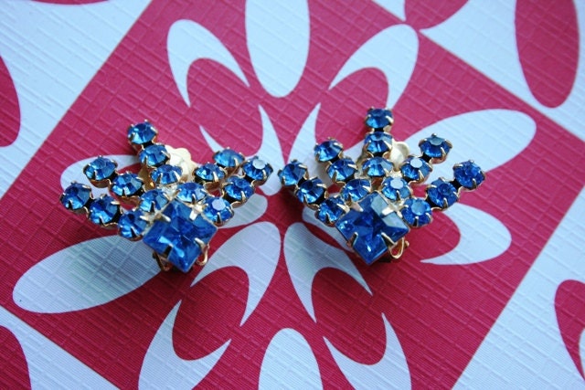 Pin Up Royal Blue Rhinestone Vintage Earrings Firework Burst