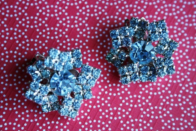 Something Baby Blue Rhinestone Snowflake Vintage Earrings Pin Up Rockabilly Hollywood Glamour