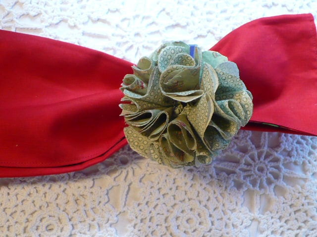 Embellished Napkin Ring Set of Four- Green Fabric Flower  - Children - Party Favor  - Table Decoration - Embellishment