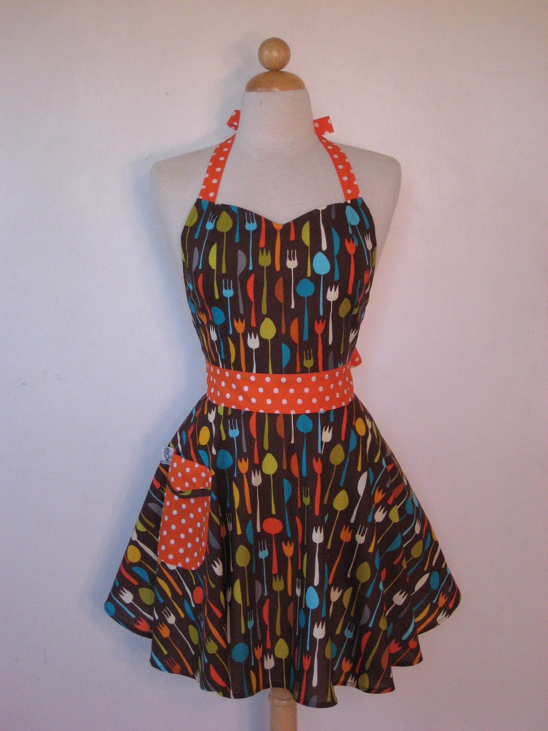 Apron Retro Style Sweetheart Neckline Utensils on Brown Full Apron BELLA Vintage Inspired