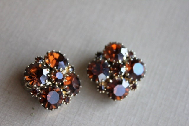 Sparkling Topaz Rhinestone Cluster Vintage Earrings singed WEISS Pin Up Rockabilly Hollywood Glamour Vintage Rhinestone Earrings