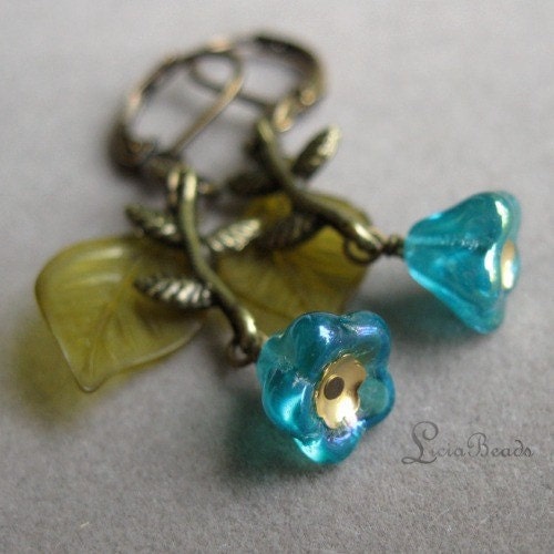 Blueberry Vine -  vintage style floral earrings