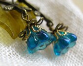 Sweet Pea -  vintage style floral earrings