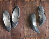 1950s vintage gray suede leather pumps 7