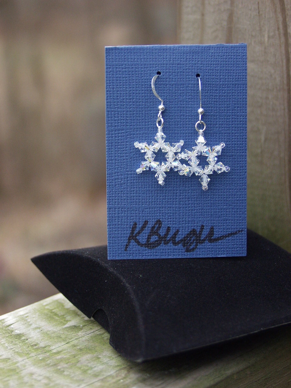 Sterling Silver Snowflake Earrings Made with Swarovski Element Crystal -Includes Velvet Gift Box