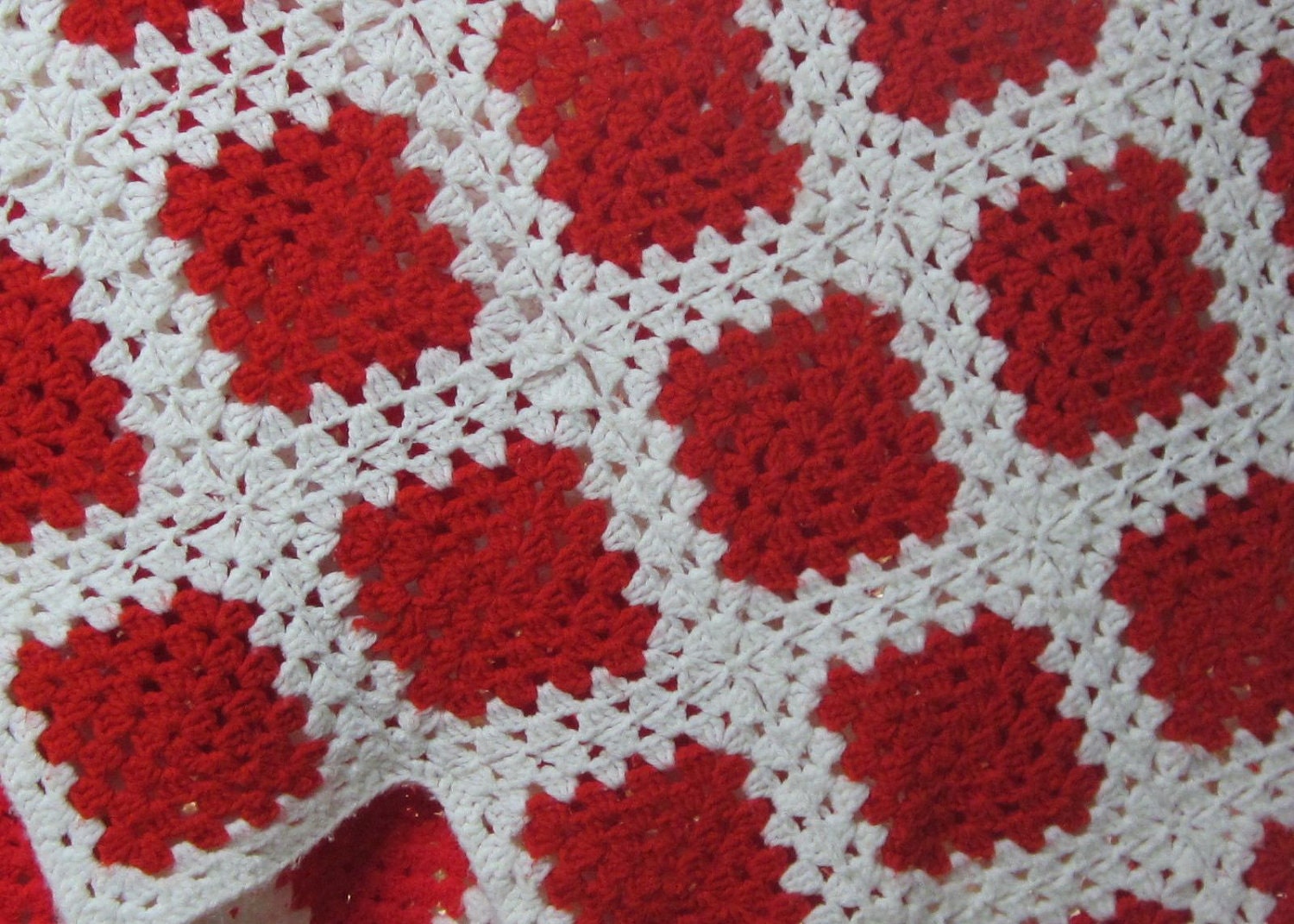 Vintage afghan  Granny Square in Red and White with Triangle Edges and Red Tassels