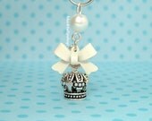 Kawaii Sweet Lolita Princess/Hime Snow White Bow And Crown Charm, Cell Phone Charm, Keyring, DS Lites
