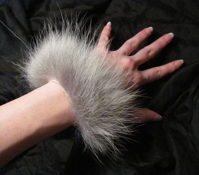 Winter Gray Real Wolf Fur Leather Bracelet