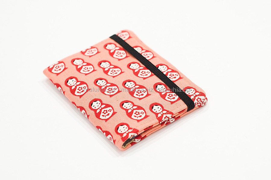 Matroyshka card keeper