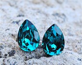 Super Sparklers Pear- RARE Vintage Teal Swarovski Crystal Stud Earrings