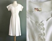 40's XXS/XS Bright White R & K Scalloped DRESS