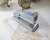 Vintage Swingline 99 Stapler ... Industrial Grey.. Beautiful Condition