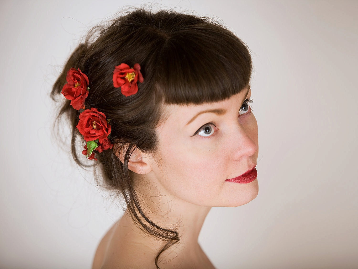 Red Roses Flower Hair Clips, Bobby Pins, Barrettes - Vintage Style - Valentine's Day