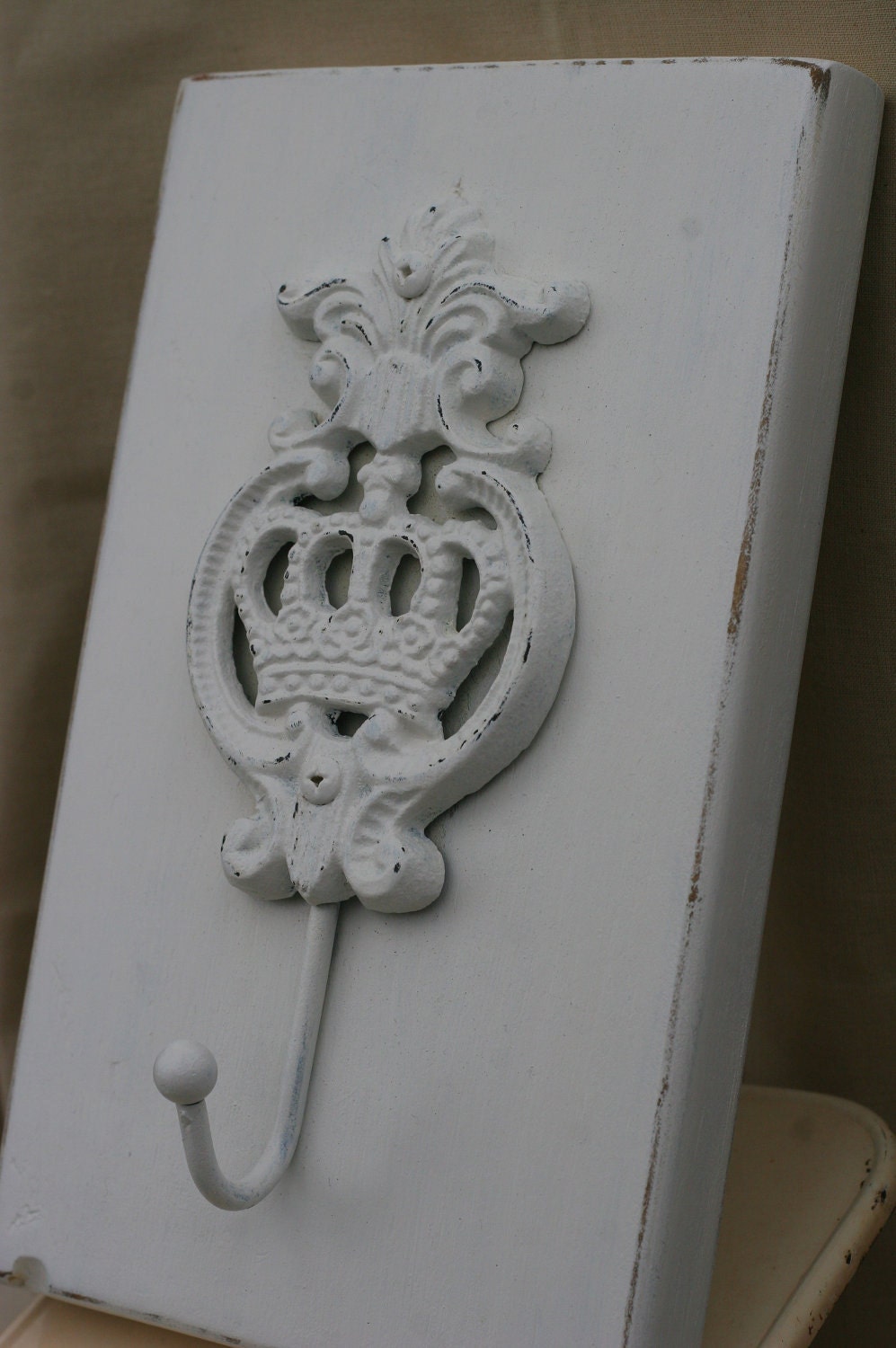 Shabby chic white key holder with crown