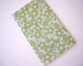 Tissue Case/Green Flower