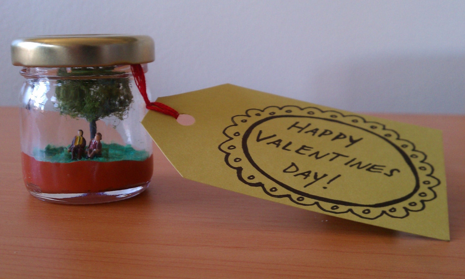 Mini Valentines Diorama - Male Couple 2