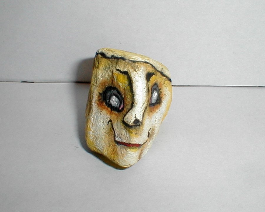 NUMB SKULL Stone Head Outsider Folk Art Painted Rock