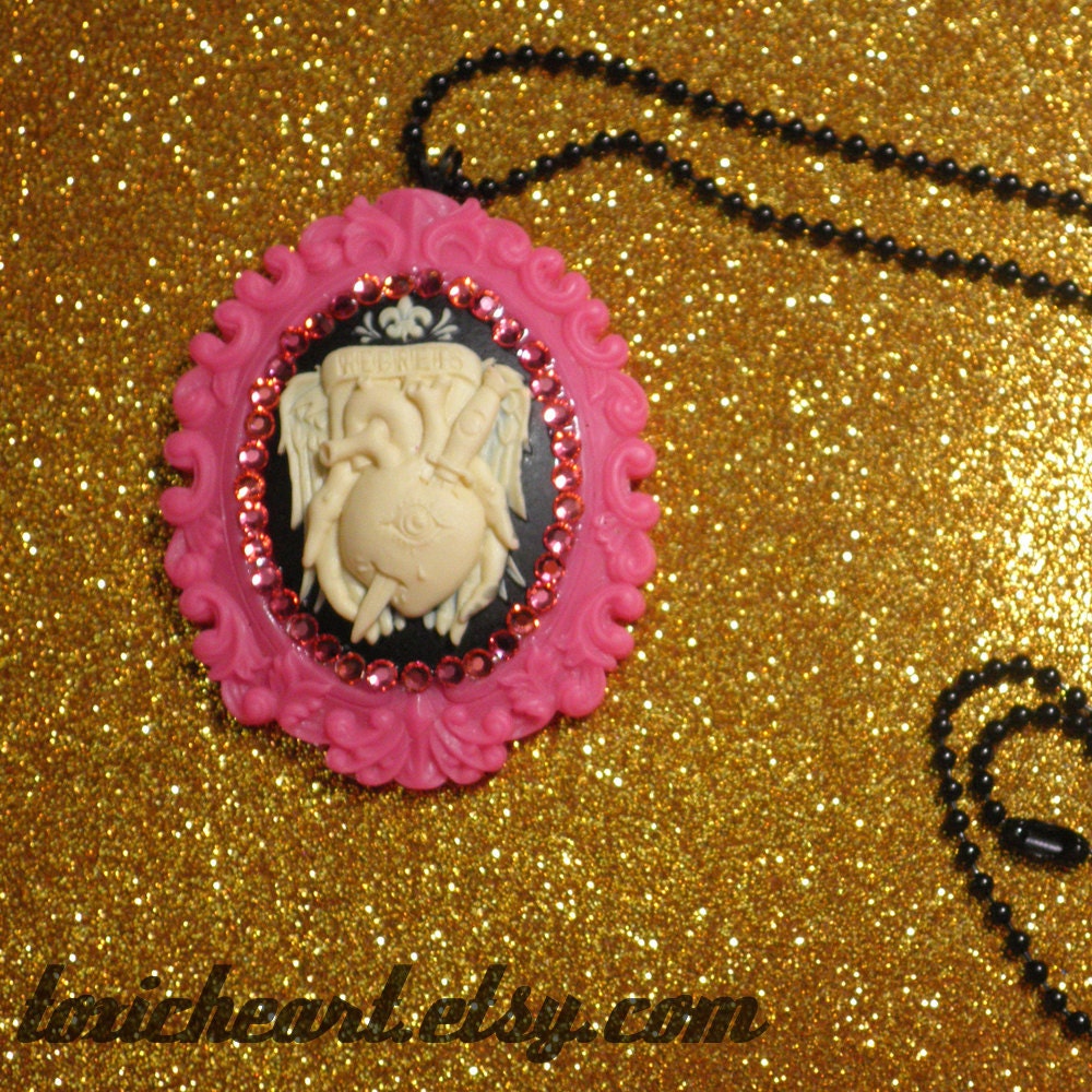 Regrets Tattoo Cameo Necklace Swarovski  n116