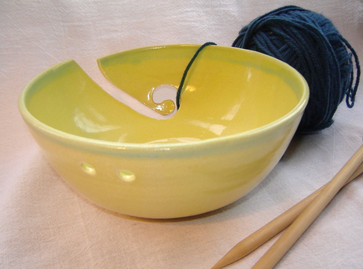 Pale Yellow Yarn Bowl or Knitting Bowl With Light Turquoise Rim