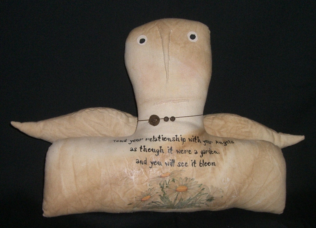 Primitive Angel Shelf Sitter