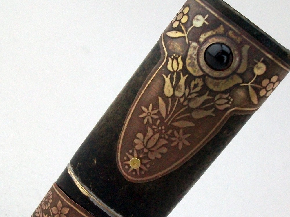 Steampunk USB drive with Kalocsai motives and garnet cabochon, 4 GB