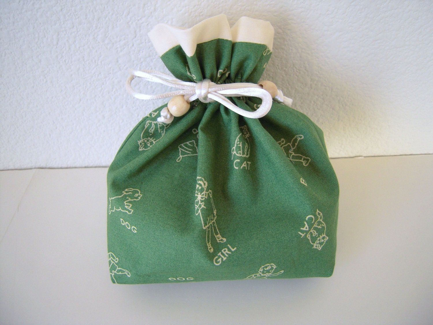Mini Bag/Drawstring Pouch/Red Rooster Tiny Tots by the Vintage Workshop - Green