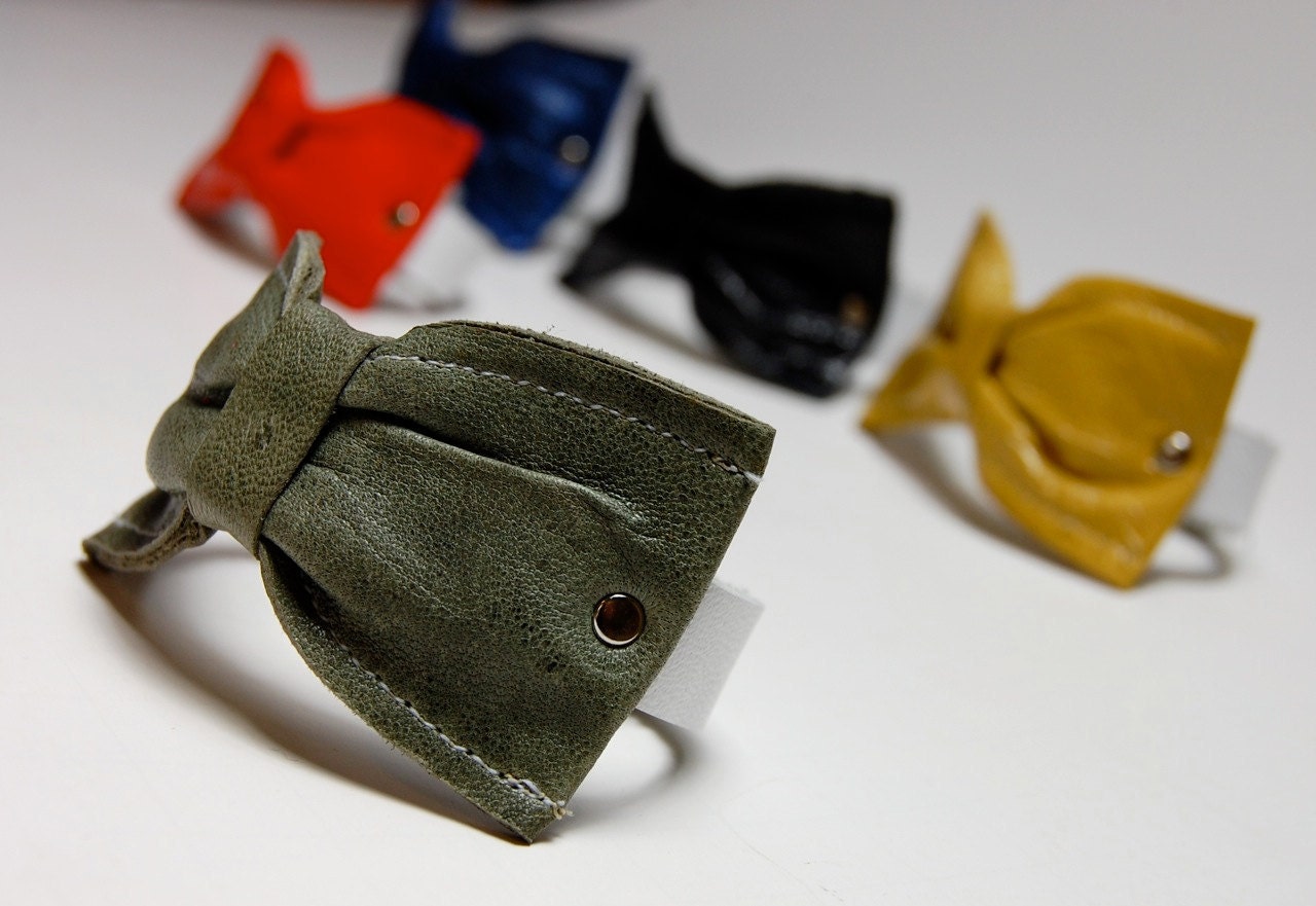 NEW Leather Bow Cuff in Gray Darling