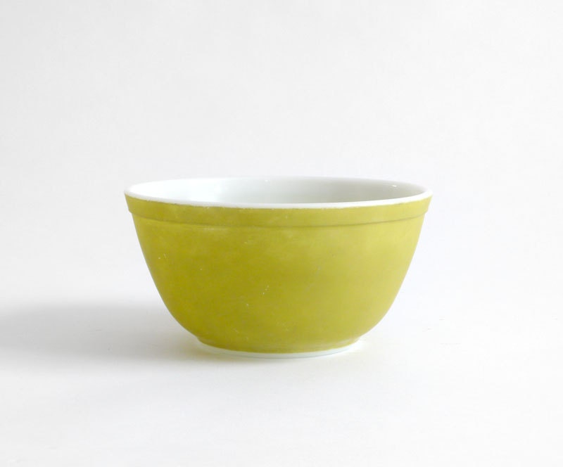 Vintage Pyrex Mixing Bowl - Mid Century, Kitchen, Retro, Dish