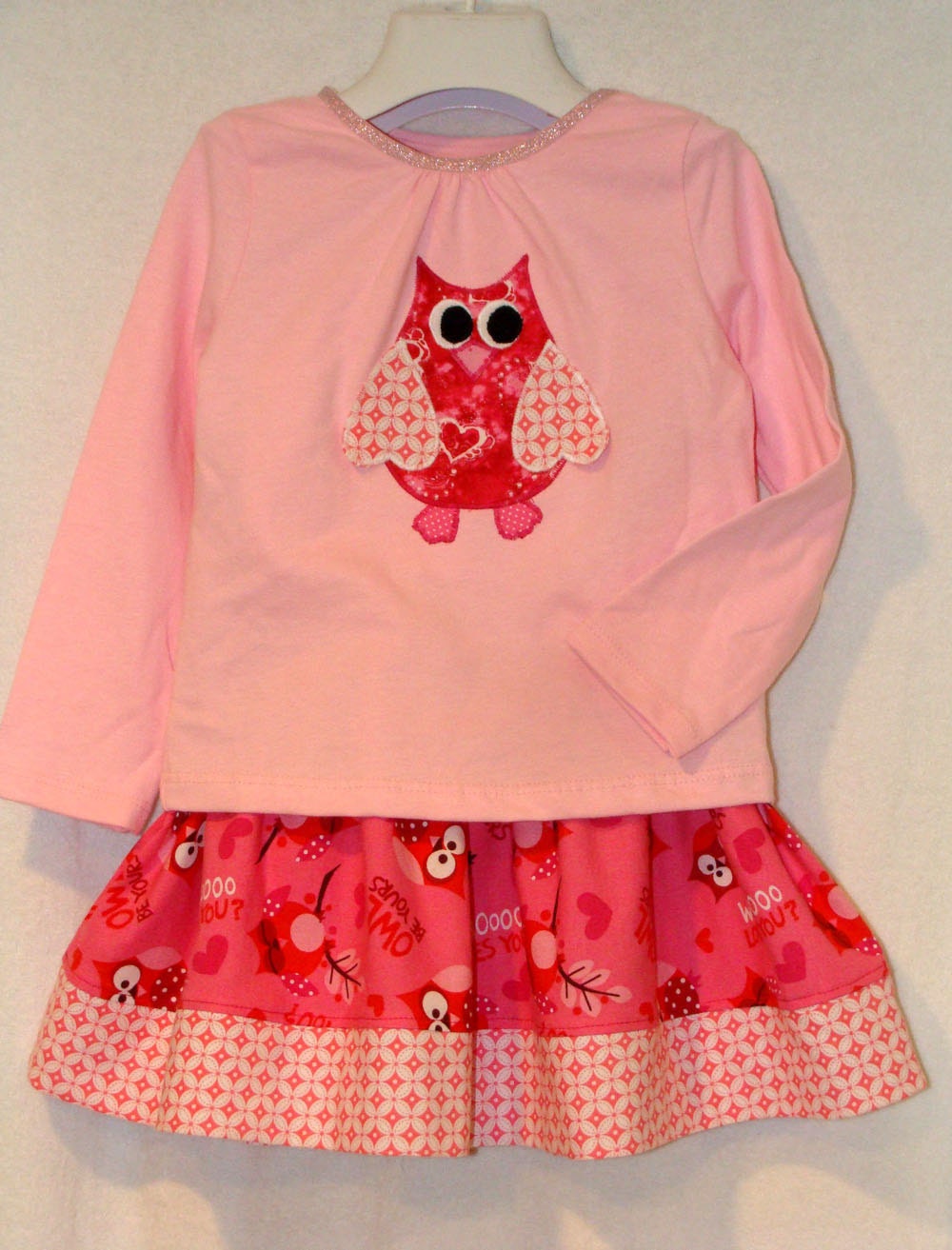 Whoo Loves You Pink Owls and Hearts Valentine's Appliqued Top and Garden Skirt Set Size 3 Toddler