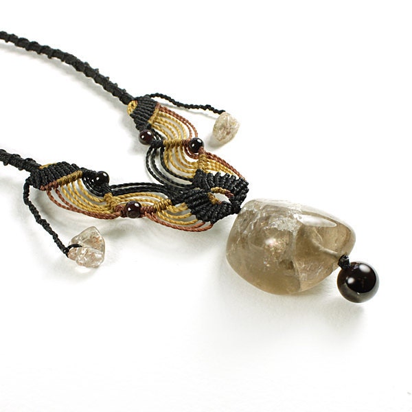 Crystal macrame jewelry, pendant with Shaman Dream Stone and deep red Garnet beads