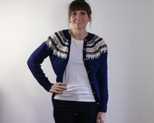50s navy blue folkloric cardigan / Nordic cream and navy cardigan