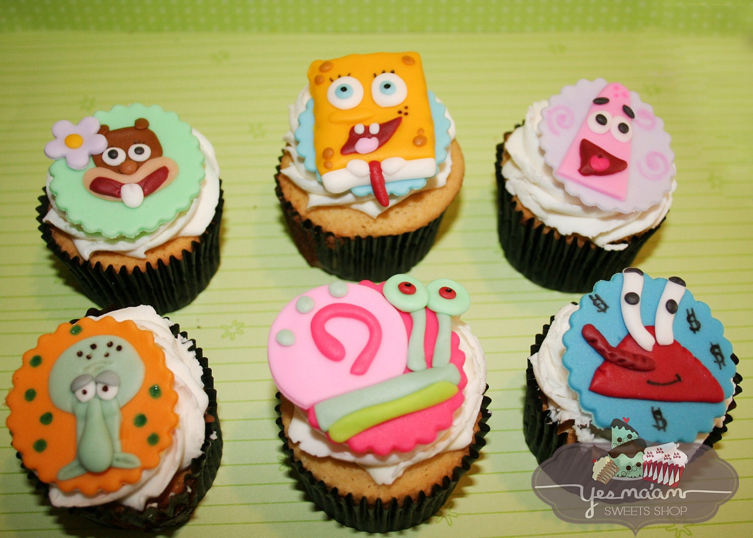 12 Spongebob Square Pants & Friends Fondant Cupcake Toppers