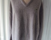 VTG Grey Izod V Neck Mens Boyfriend Sweater