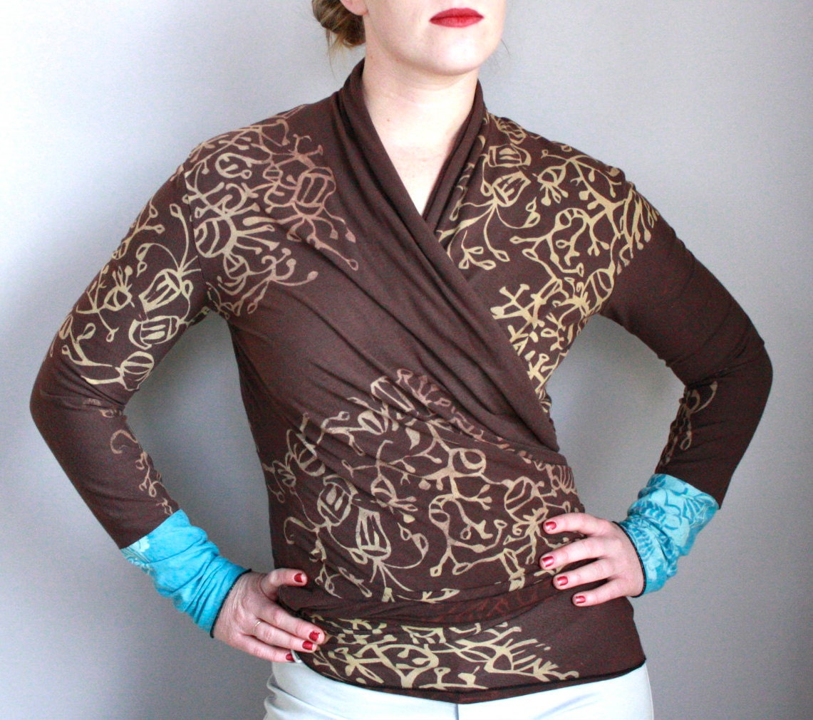 Cocoon Wrap Cardigan size SMALL in chocolate brown print with contrasting robins egg blue cuffs in soy jersey