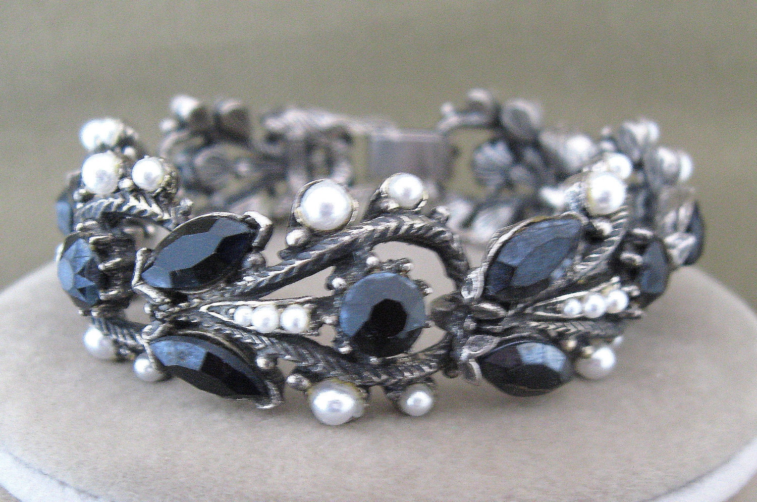 Florenza Signed Bracelet Vintage Rhinestone Chunky