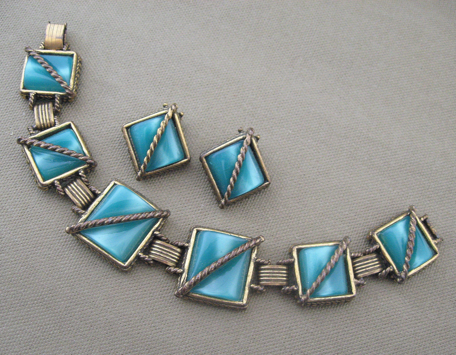 Vintage Bracelet Earrings Set Chunky Blue Green