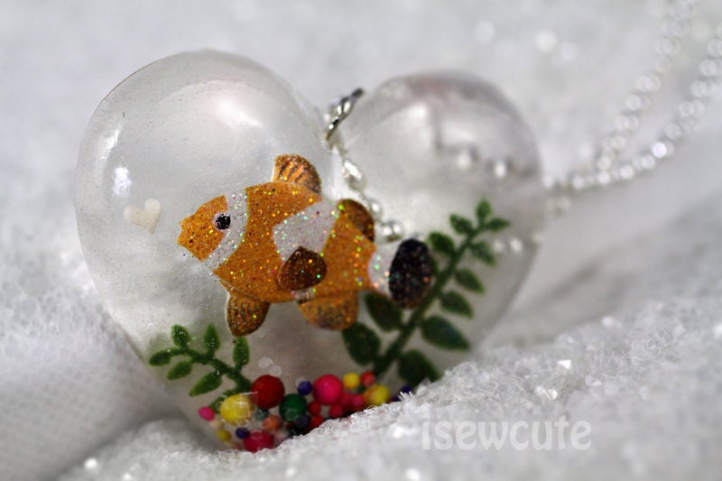 Clown Fish in Heart Shape Bowl Necklace Handmade from Clear Resin & Sprinkles... by isewcute