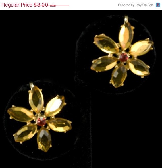 Vintage Yellow Daisy Earrings