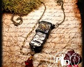 USB Stick Flash Drive / Memory stick 4 GB  .Very unique and beautiful, altered Steampunk Jewelery